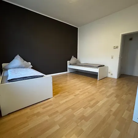 Living - Ferien & Monteur